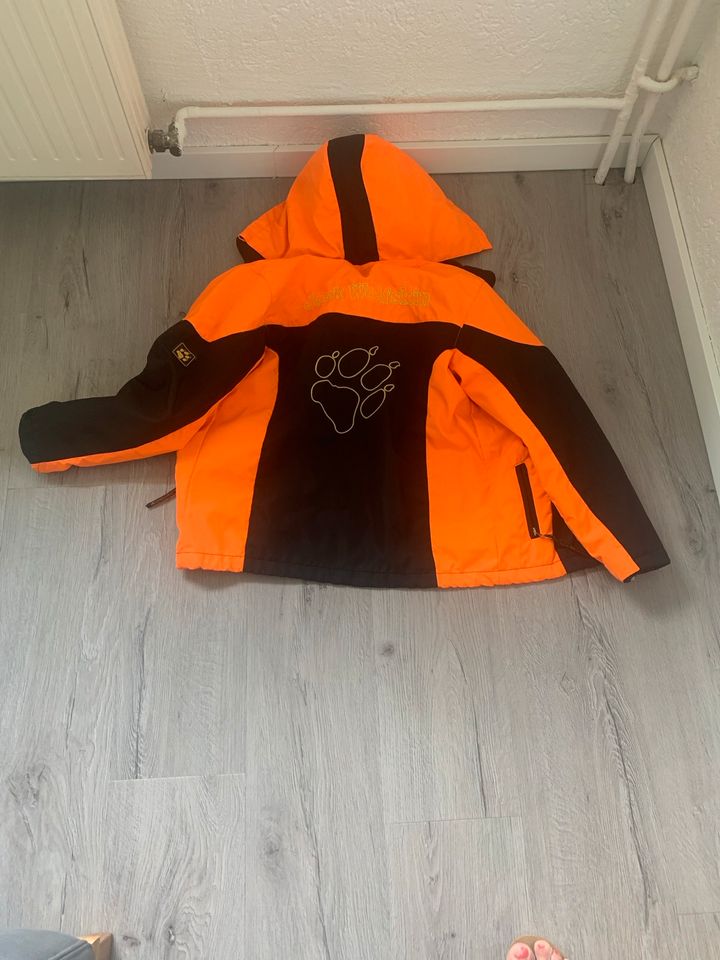 Kinder Jacke von Jack wolfskin in Gummersbach