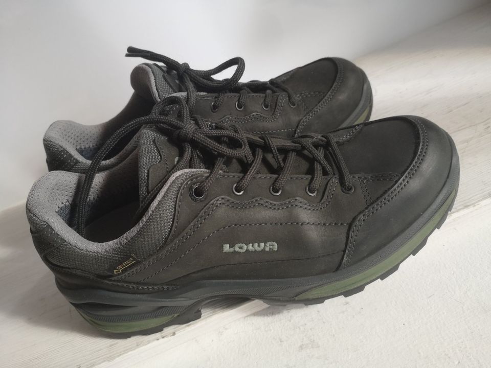 Damen Wander Schuhe LOWA RENEGADE GTX Gr 41 UK 7 khaki Nubuk in Duisburg