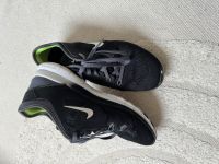 Nike Free Tr Fit 5 37,5 schwarz grau running Niedersachsen - Nienburg (Weser) Vorschau