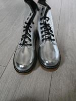 Stiefelette in silber Niedersachsen - Bienenbüttel Vorschau