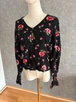 H&M Bluse schwarz mit Blumenmuster Wie Neu Nordrhein-Westfalen - Hattingen Vorschau