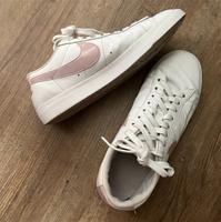 Weiße Nike sneakers zu verkaufen Bremen-Mitte - Ostertor Vorschau