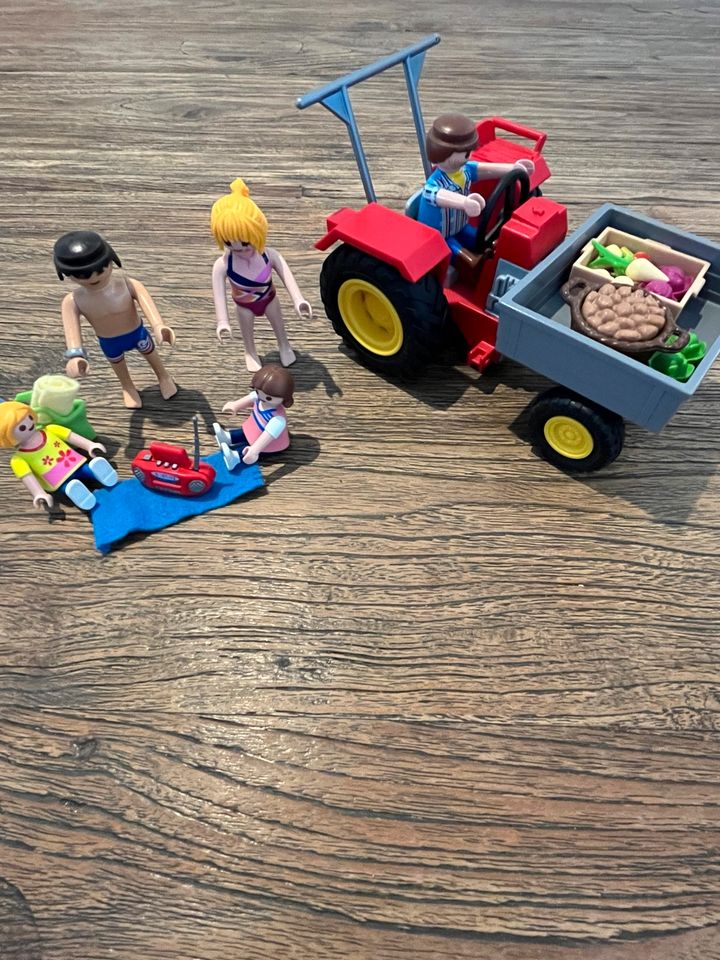 Playmobil, Bauer mit Traktor und Familienausflug zum See in Köln