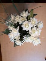 Rosenstrauß künstliche weiße Rosen, Blumen Deko Nordrhein-Westfalen - Harsewinkel Vorschau