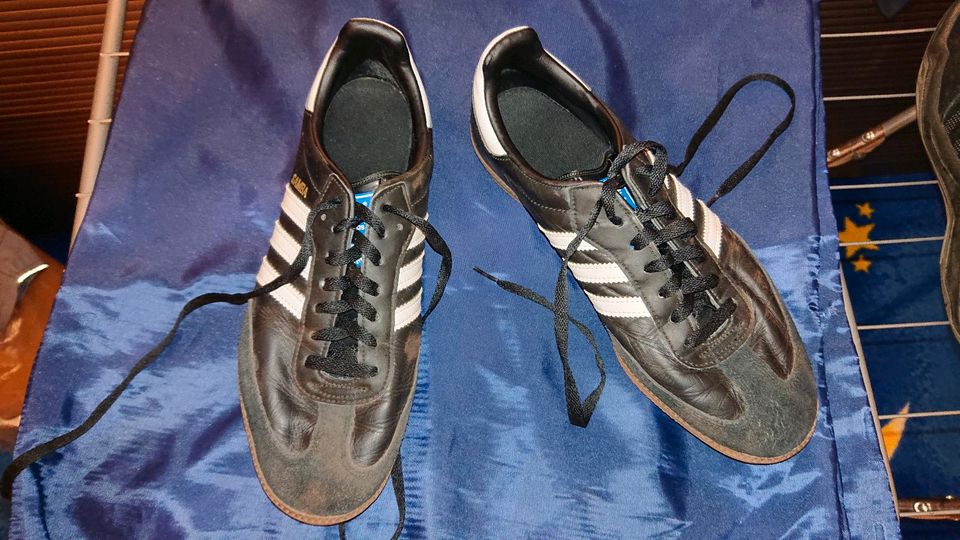 Neue Retro Adidas Freizeit Sportschuhe Sneakers Gr 44  NEU in Pfungstadt