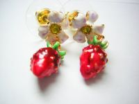 Ohrringe Blume Erdbeere Emaille NEREIDE strawberry emaille Blüte Hessen - Karben Vorschau