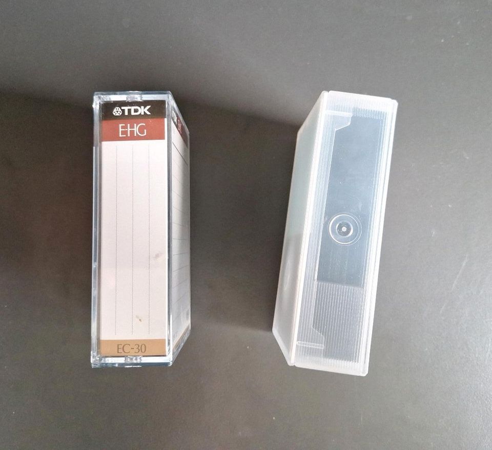 2 VHS-C Kassetten von TDK und Scotch unverpackt leer in Köngen