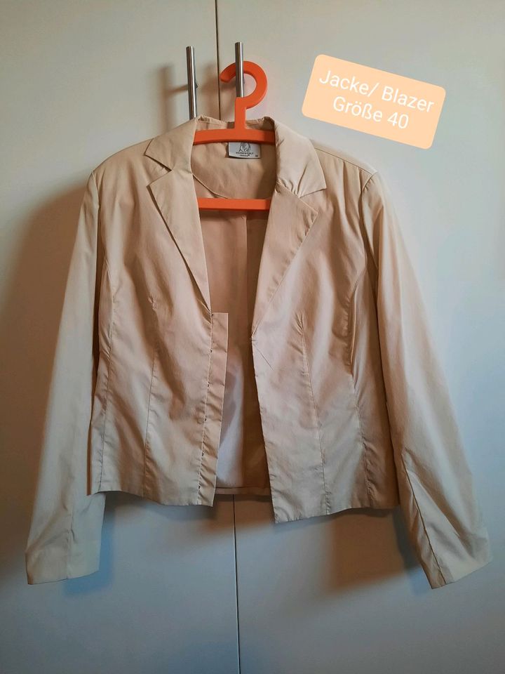 Damen Blazer/ Jacke  Größe 40 in Bretzfeld