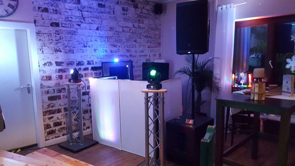 Hochzeits und Party DJ mit Foto Box in Schalksmühle