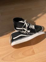 Vans Sk8-Hi Sneakers schwarz unisex Nordrhein-Westfalen - Reichshof Vorschau