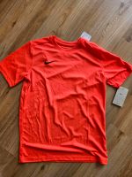 Nike, Shirt, rot, dry-fit, 158/164/170, Kids XL, neu Hessen - Großenlüder Vorschau