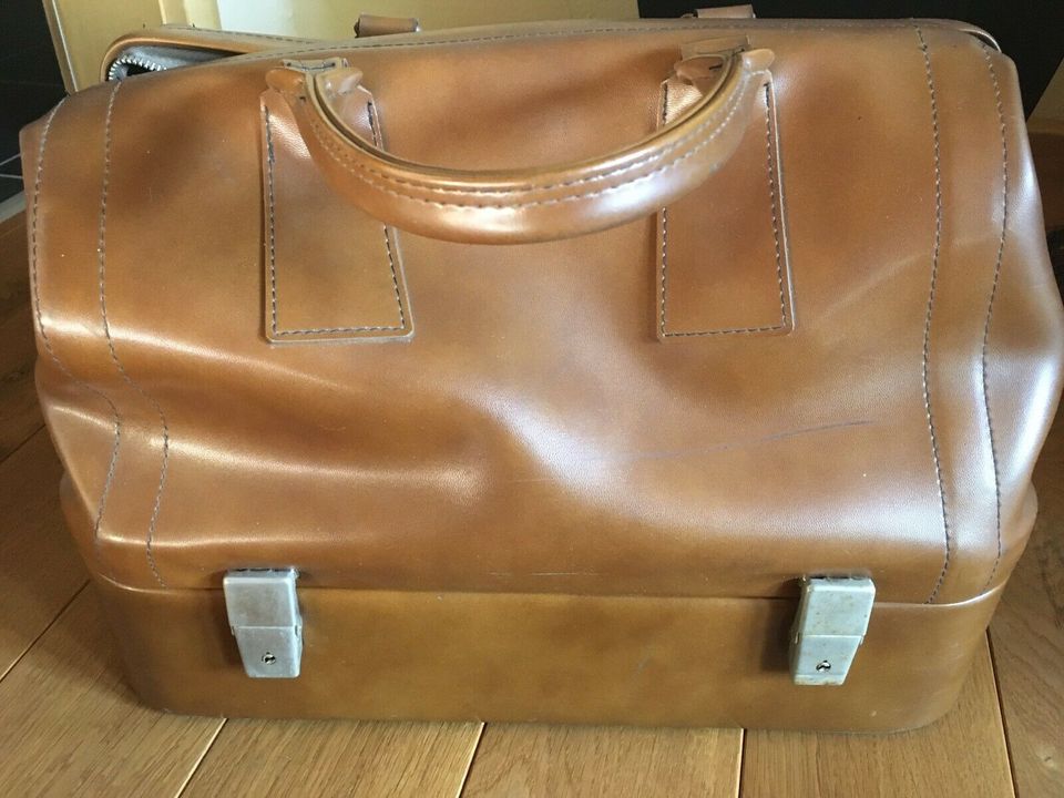 Rarität! Ledertasche/-koffer, Dachbodenfund, braun in Überherrn