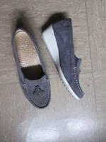Grau-blaue Keilabsatzslipper Wildleder Caprice 38 Hessen - Friedberg (Hessen) Vorschau