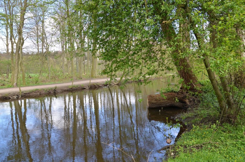 Zeitlose Eleganz in Schulensee - Ihr Zuhause auf einem Traumgrundstück direkt an der Eider in Molfsee