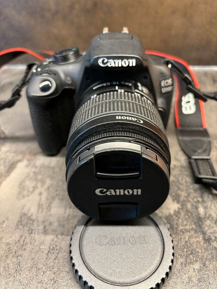 Canon EOS 1200D Kamera Kit mit EF-S 18-55 III Objektiv gebraucht in Essen