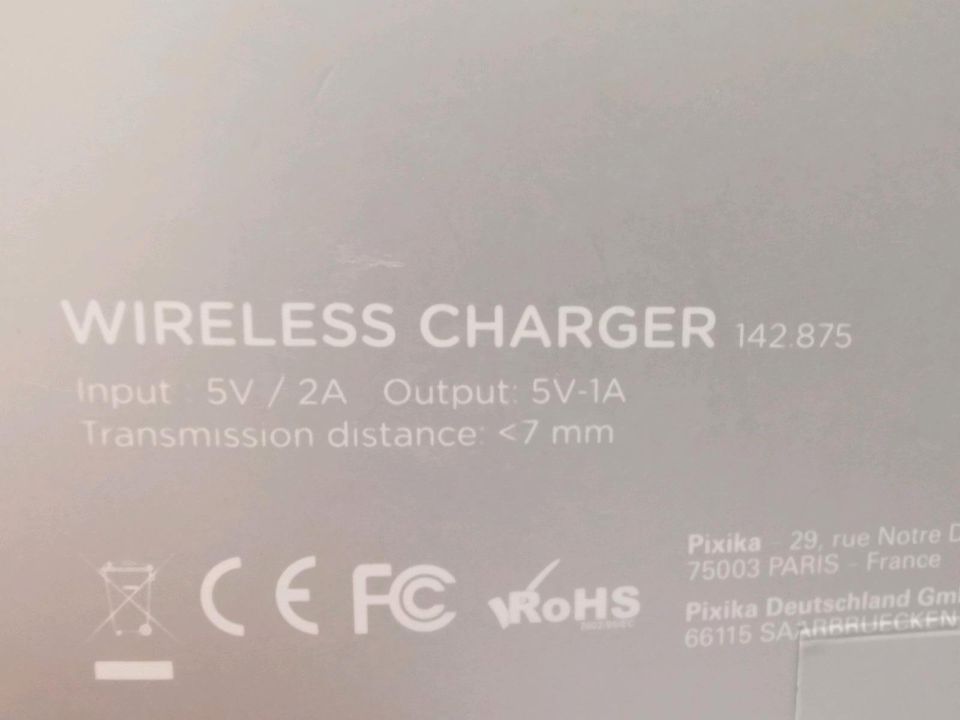 Handy Wireless Charger, Kabelloses laden. Neu und Ovp. in Sindelfingen