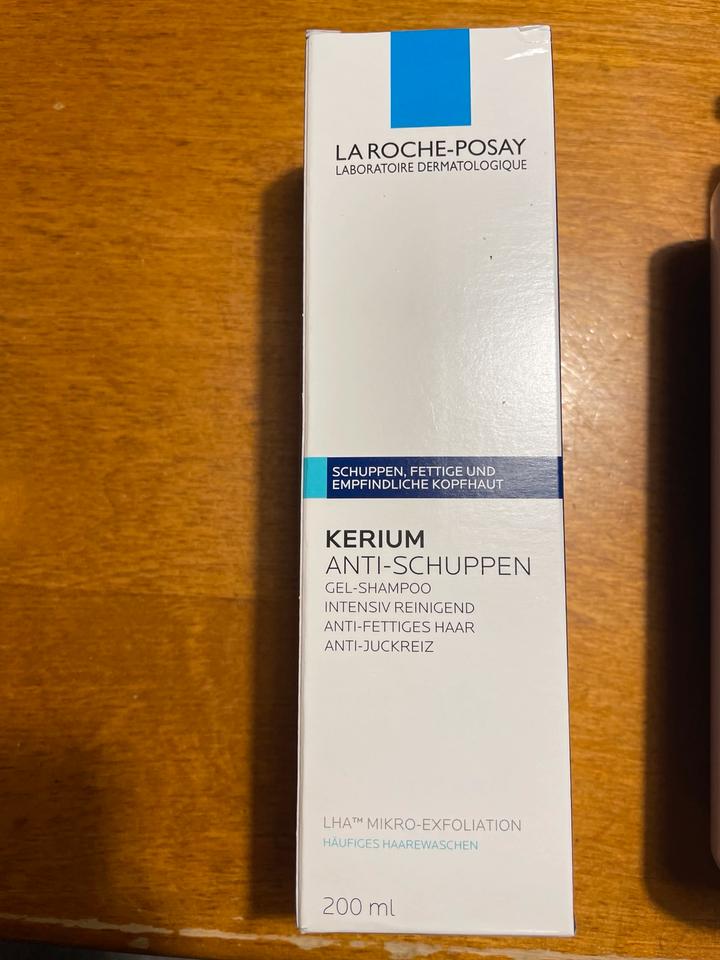 2x Gesichts Creme Bodylotion Shampoo Vichy La Roche-Posay NEU in Köln