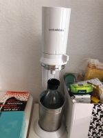 Sodastream CRYSTAL 3.0 weiß mit Glasflasche und Gasflasche Hessen - Hofheim am Taunus Vorschau