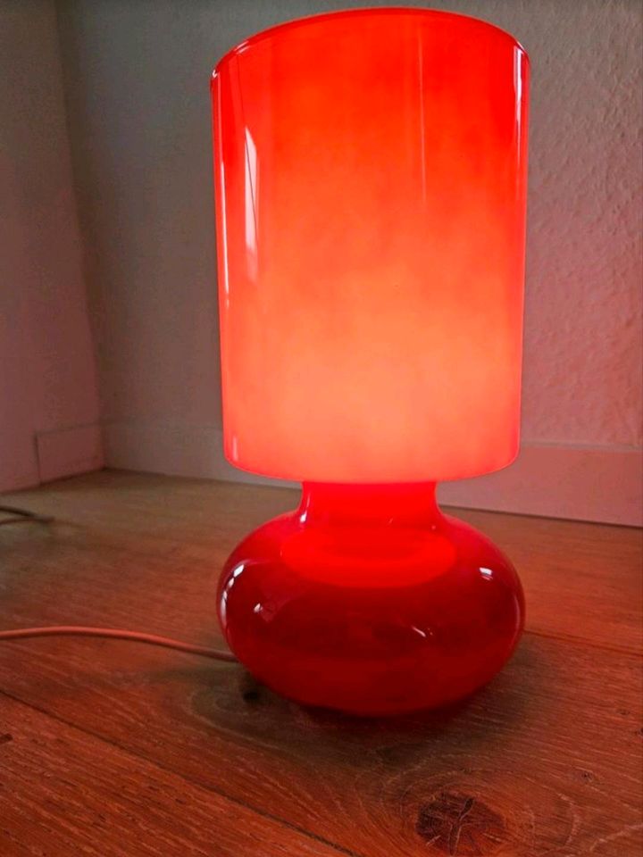 Rote Lykta 70/80er Tischlampe Design guter Zustand in Garbsen