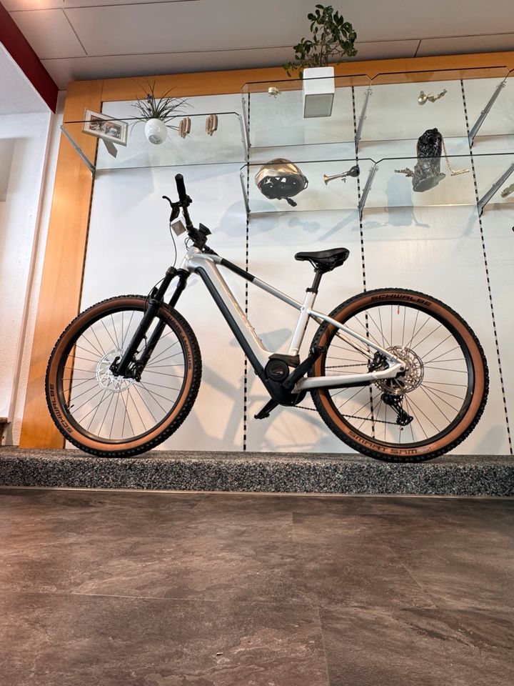 CUBE REACTION HYBRID SLX 750 2024 E-Bike ERST 517KM NP: 4099€ TOP in Tettnang