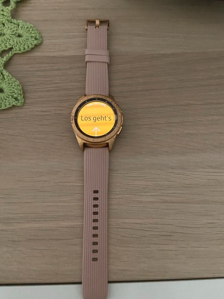 Samsung Galaxy Watch 42mm Roségold in Großheubach