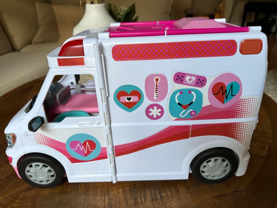 Barbie Krankenwagen in Berlin