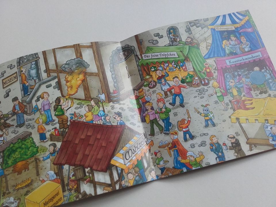 Maxi-Pixi Buch "Wimmelspaß auf der Ritterburg" in Schramberg