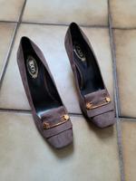Tod's Gr. 37 Pumps Schuhe Taupe Gold tods braun Sandalen Nordrhein-Westfalen - Witten Vorschau