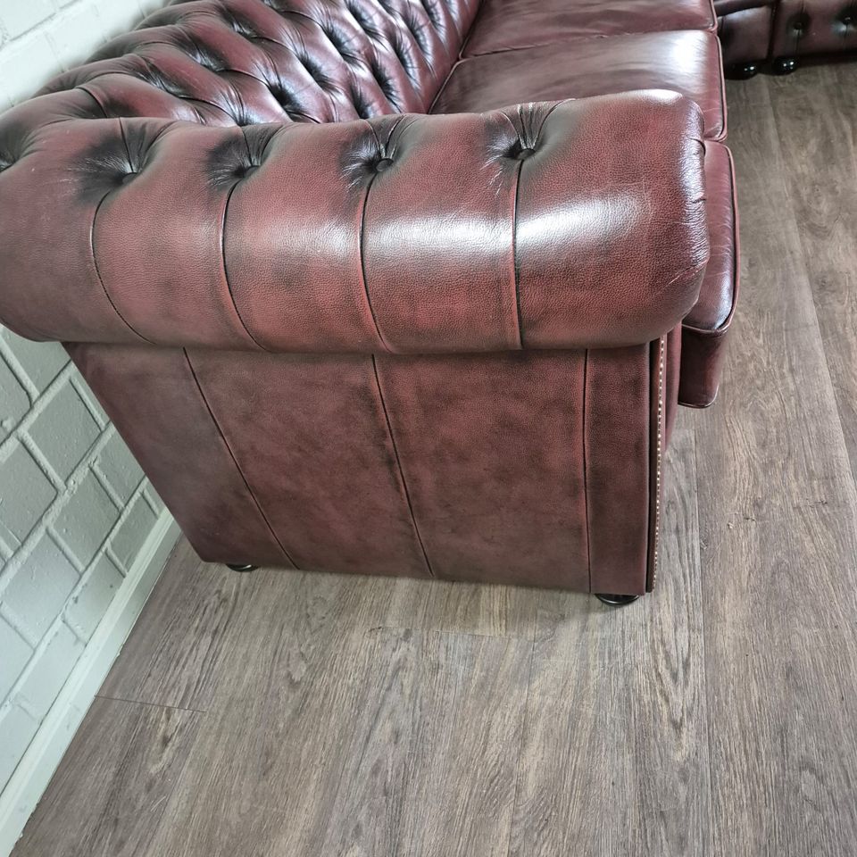 H849 Chesterfield Eckcouch Leder Rot-Braun 3,00 m x 2,40 in Nordhorn