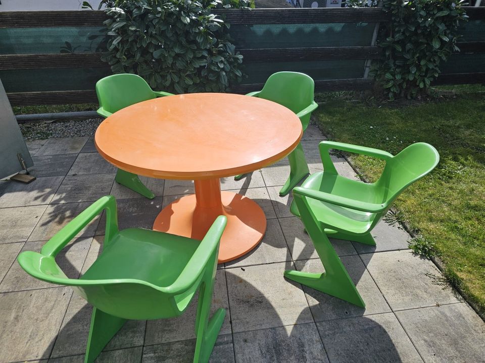 RETRO Gartentisch und Stühle in Hoyerswerda