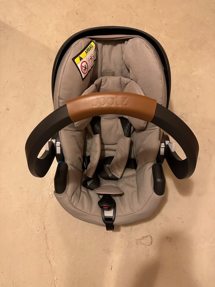 Joolz / BeSafe iZi Go Modular X1 i-Size Babyschale / Kindersitz in Hamburg