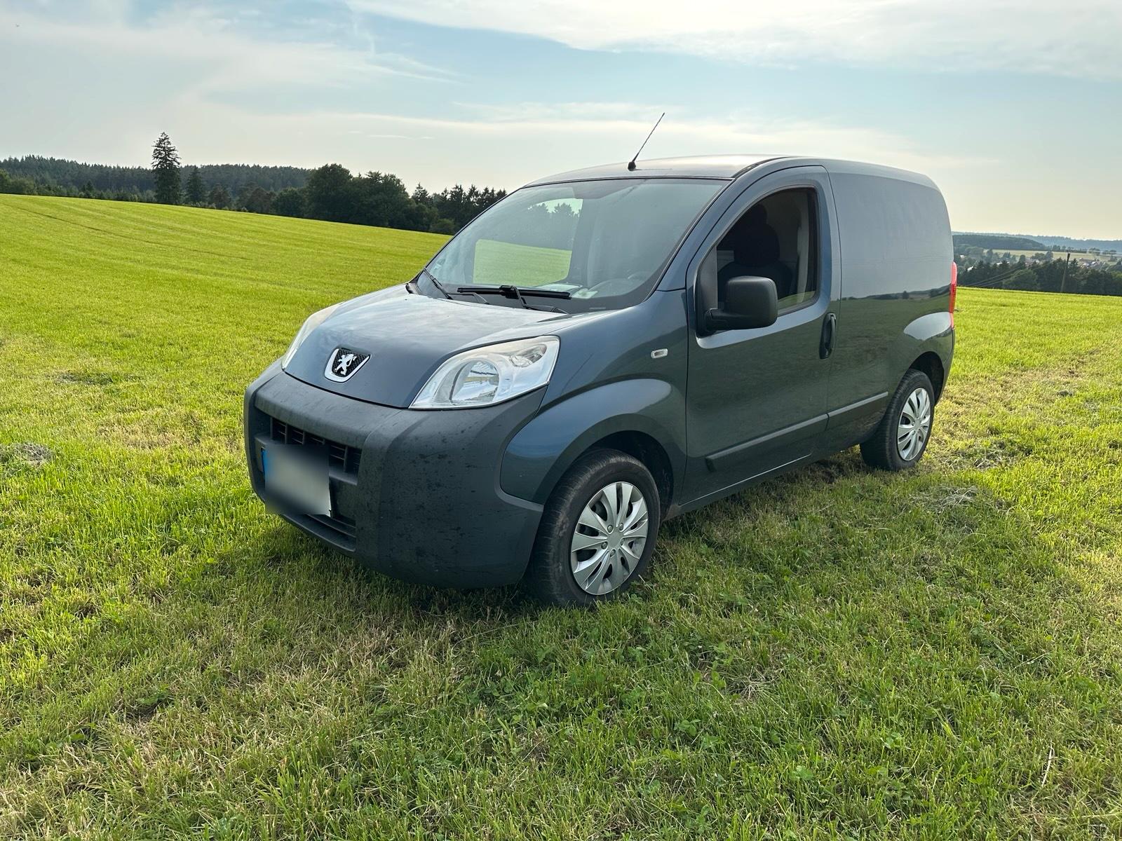 Abbildung des Autos Peugeot bipper! Kein nem…