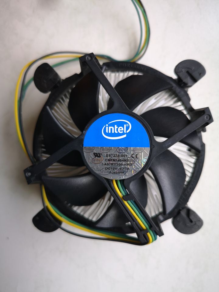 Original Intel 0,17A CPU Kühler Lüfter Sockel 1150/1151/1155/1156 in München