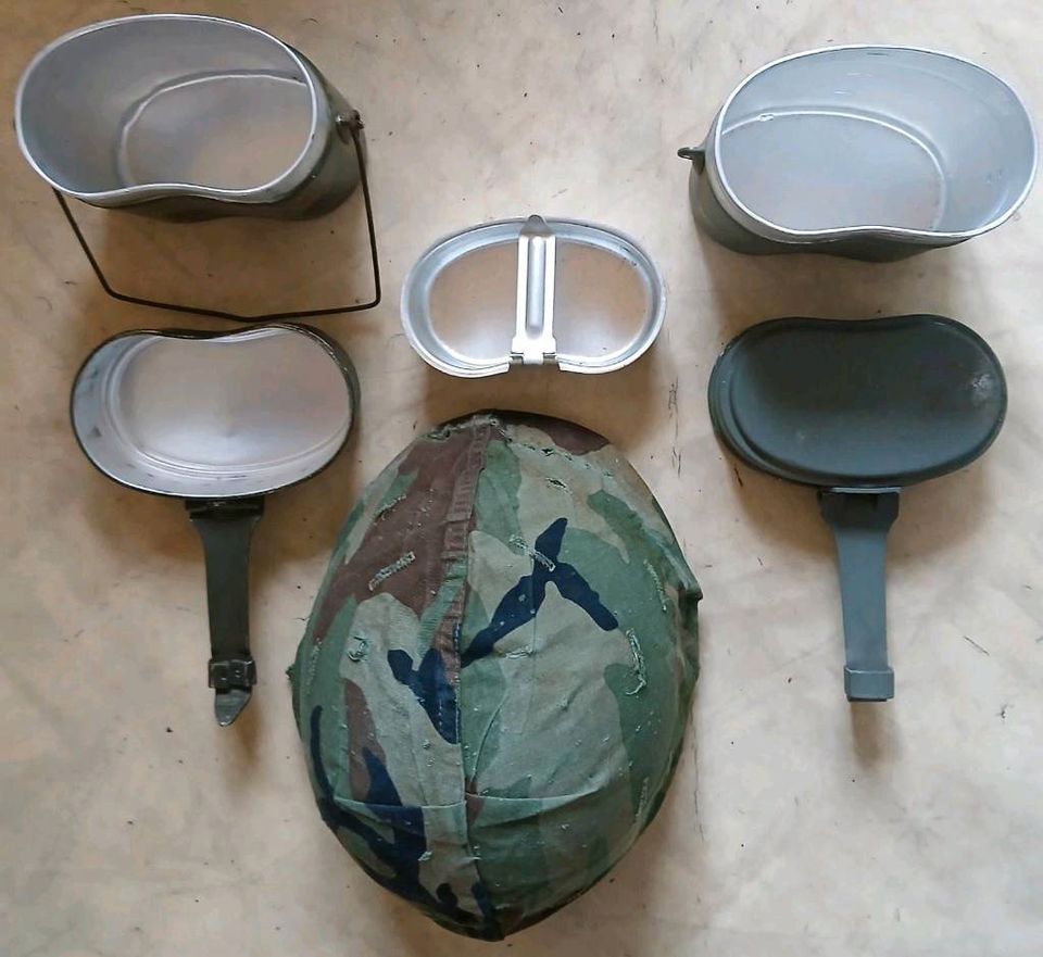 Militärhelm und zwei Essgeschirre VB 45 € inkl. Vers. in Brandenburg an der Havel