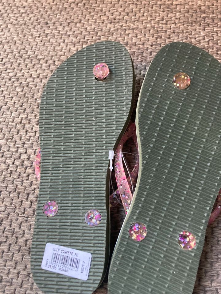 Nagelneue Havaianas in Bad Homburg