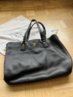 Prada Lederhandtasche schwarz Nordrhein-Westfalen - Rheurdt Vorschau