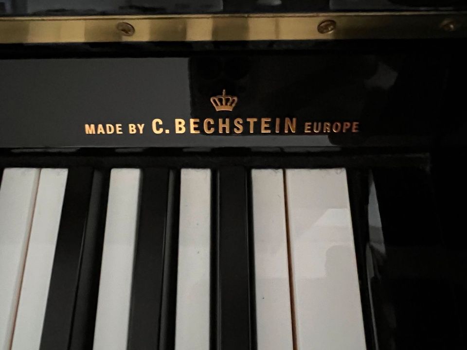 Klavier W.Hoffmann by C.Bechstein in Neumünster