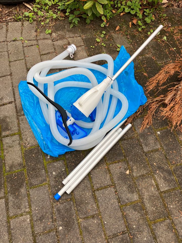 Bestway Pumpenbetriebener Poolsauger Flowclear AquaCrawl 1 x benu in  Niedersachsen - Wistedt | eBay Kleinanzeigen ist jetzt Kleinanzeigen