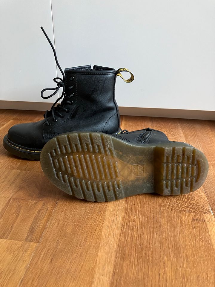 Dr Martens Stiefel Größe 31 in Köln