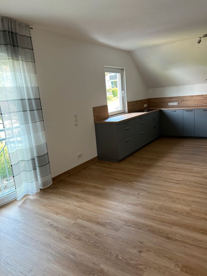 3,5 Zimmer-Wohnung mit Einbauküche in Ihrlerstein