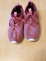 Sportschuhe KangaRoos 41 UK 7,5 Damen Laufschuhe Niedersachsen - Wolfsburg Vorschau