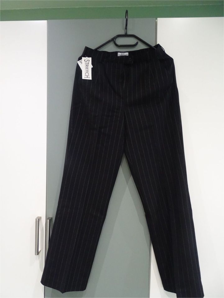 Damen Hose schwarz / Nadelstreifen Gr. 42 L in Schleswig-Holstein - Horst  (Holstein) | eBay Kleinanzeigen ist jetzt Kleinanzeigen