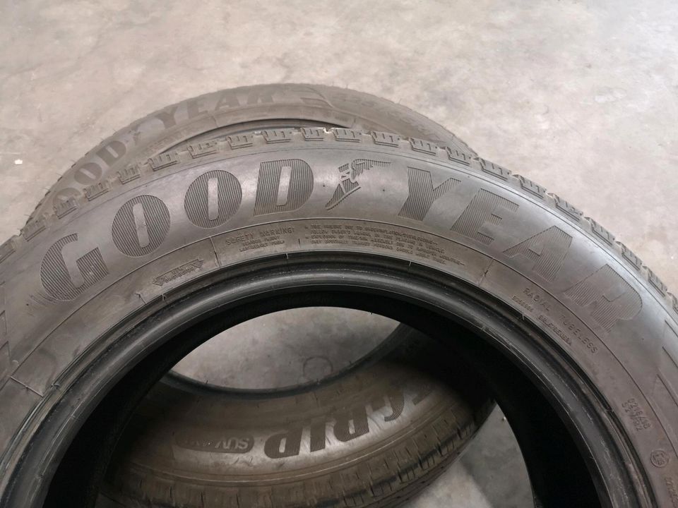 2x Sommerreifen 225/65R17 102H Goodyear 225/65 R17 SUV 4x4 Montag in Hemmingen