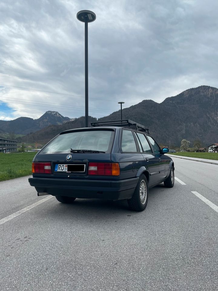 BMW E30 316iA Touring Lazurblau-metallic in Oberaudorf
