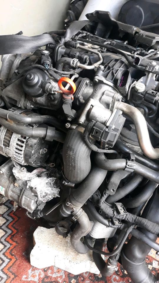 Motor Ohne  Anbauteile VW Passat 3C 2.0.DIESEL CBA 103KW 140PS in Wesel
