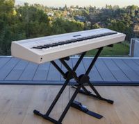 E-Piano Roland FP-90 X erst mieten später kaufen zu Top-Konditionen Rheinland-Pfalz - Niederzissen Vorschau