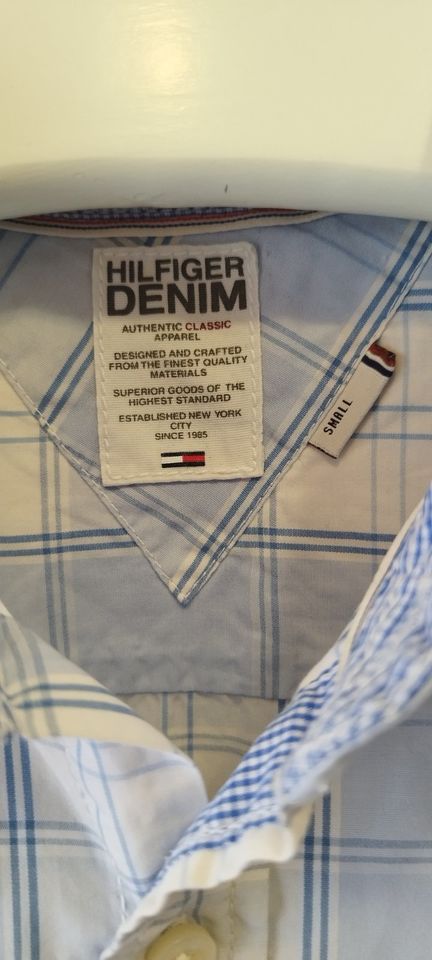 Sehr schönes Tommy Hilfiger Denim-Hemd. Größe S. Wie neu. in Hannover