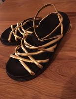 Vic Matie Sandalen 39 NEU Düsseldorf - Pempelfort Vorschau