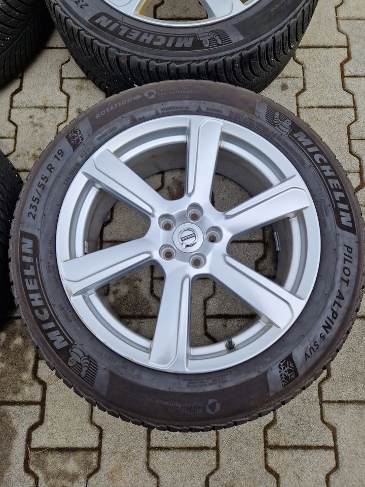 19 Zoll Volvo XC90 Felgen Winterreifen Kompletträder 235/55R19 in Rodgau