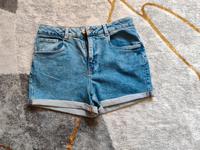 Kurzehose Damen Größe 40 Sachsen - Nossen Vorschau